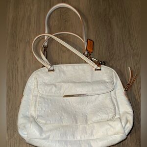 Elegant Cream Handbag‎